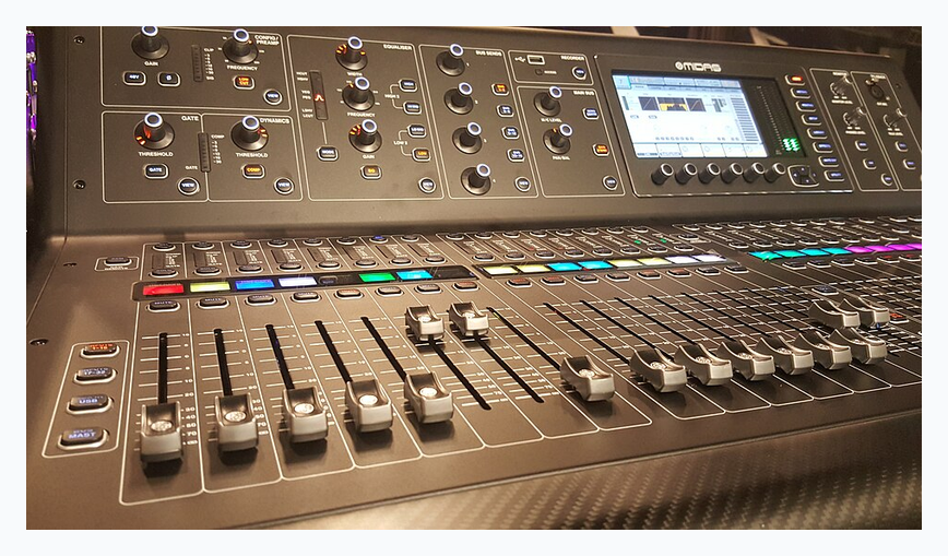 Midas M32